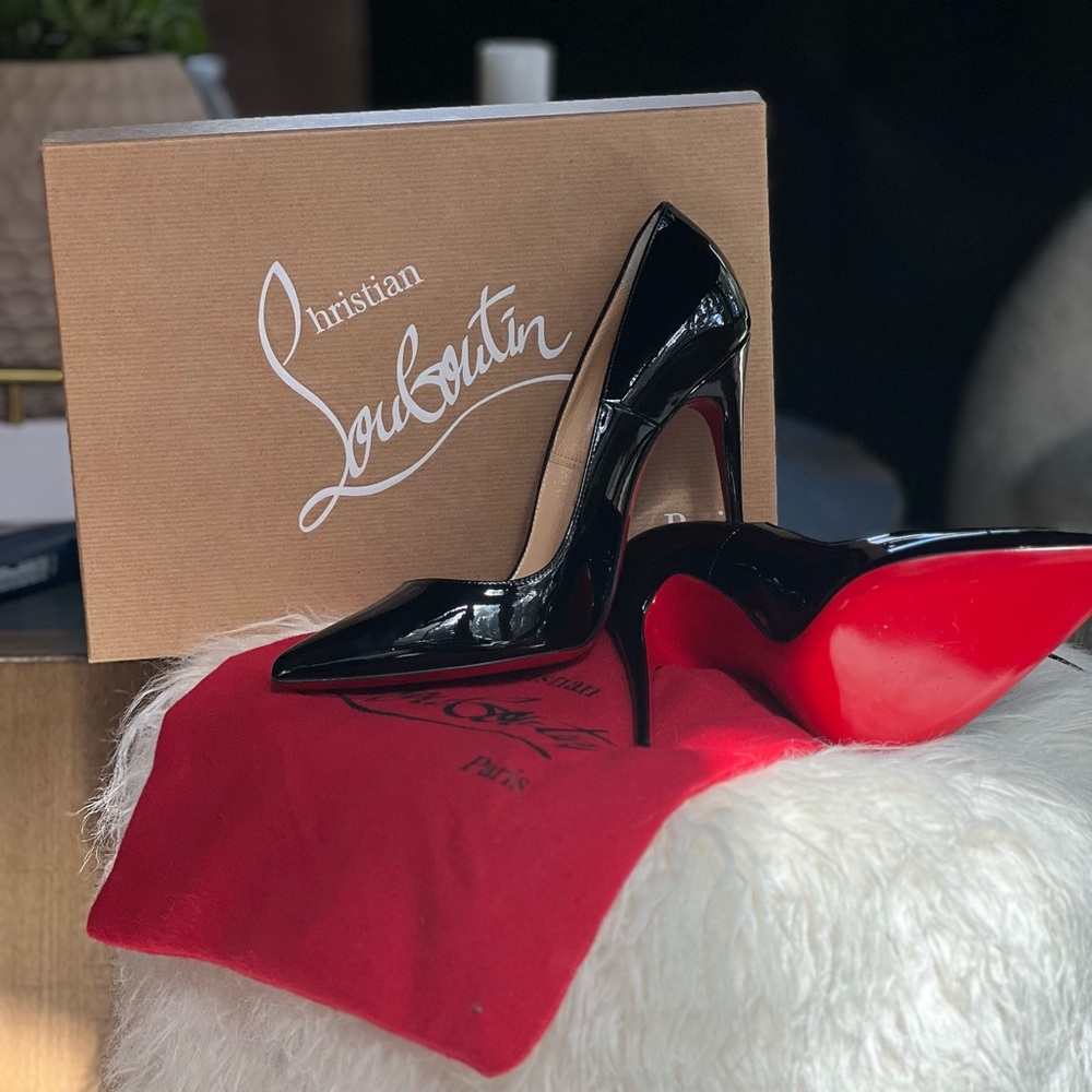 Christian Loubuiton Kate Black Pump Size 38